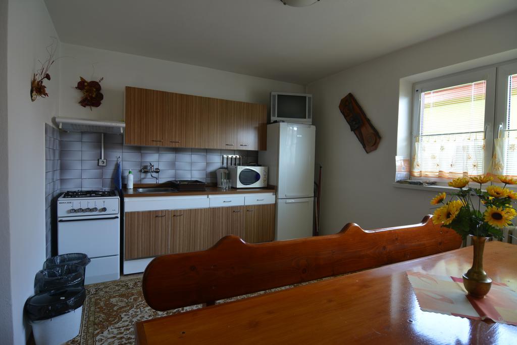 Privat Marika Apartment โนวาเลสนา ภายนอก รูปภาพ
